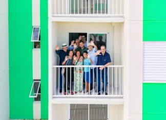 Presidente Lula entrega 576 unidades do Minha Casa Minha Vida em Manaus e critica mentiras de políticos